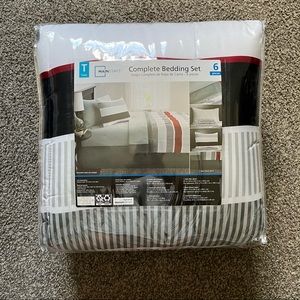 Brand new complete twin bedding set red grey and white